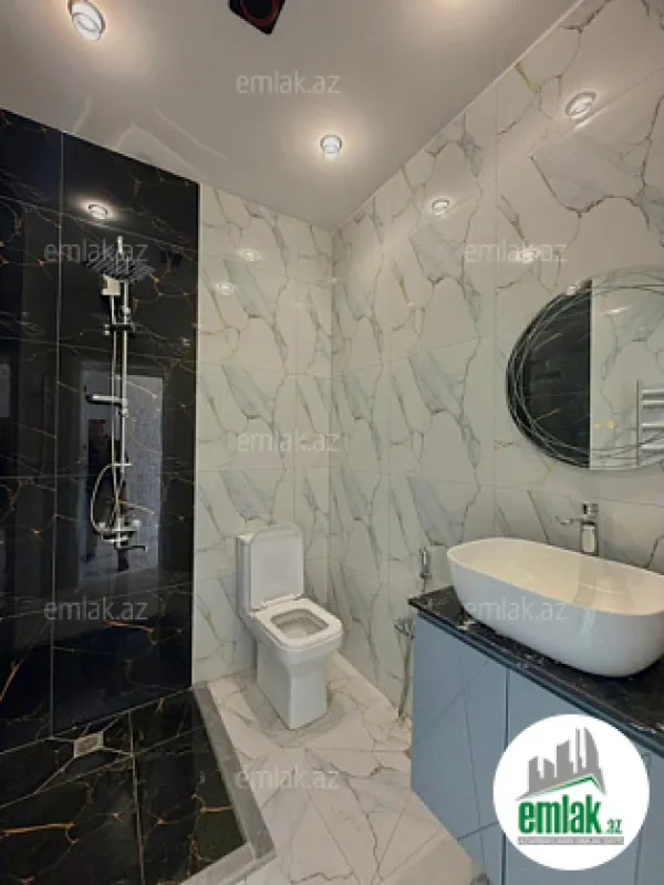 Satılır 4 otaqlı mənzil 120 m²