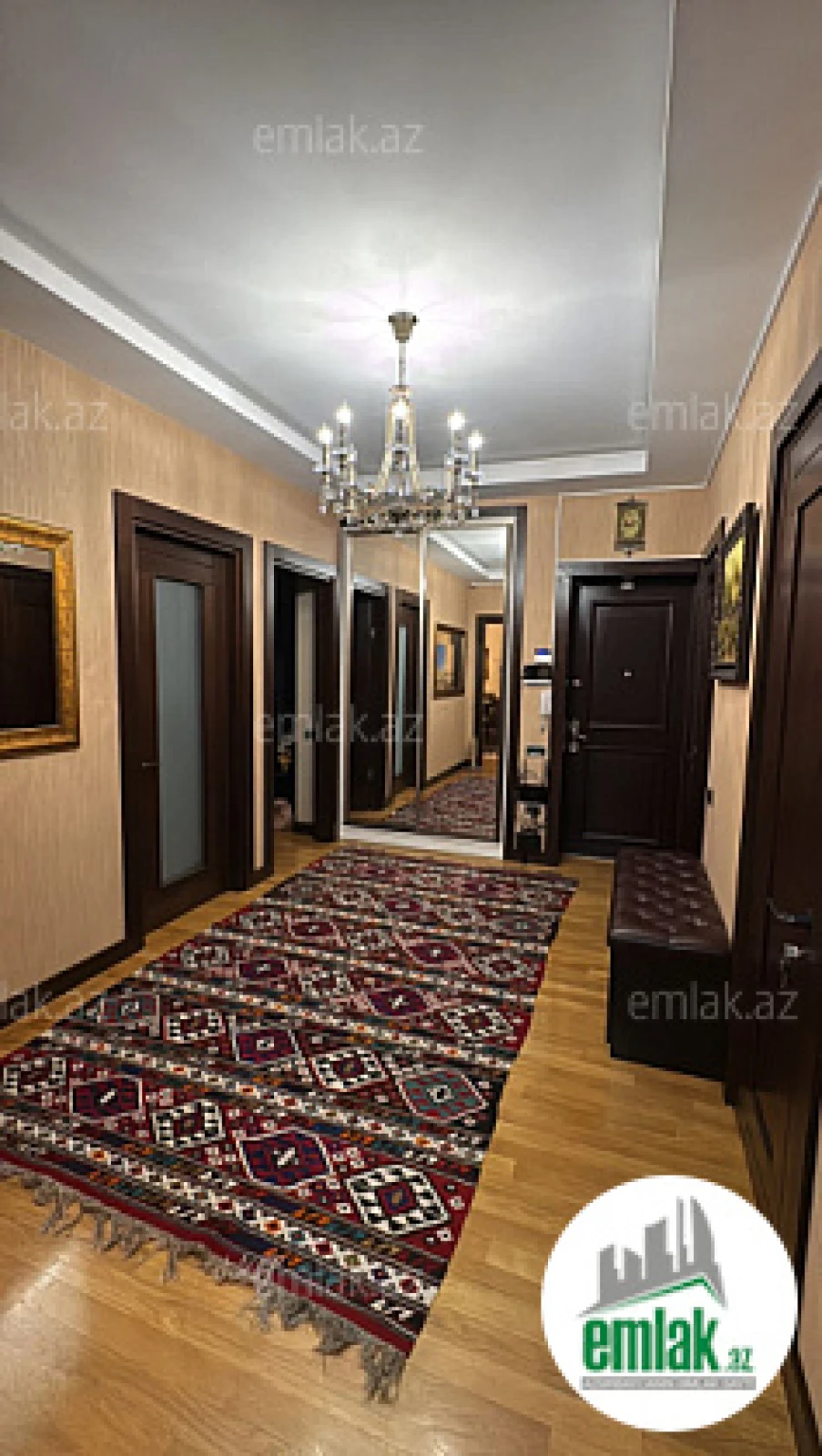 Satılır 3 otaqlı yeni tikili 160 m²