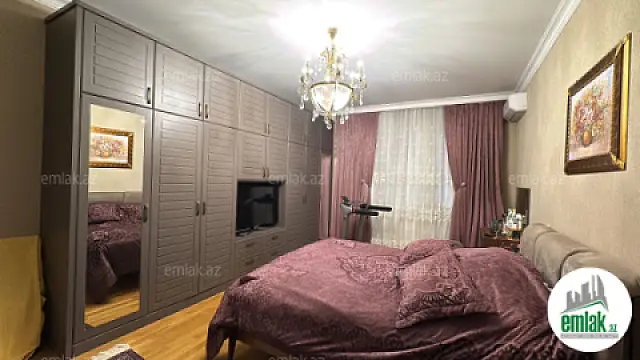 Satılır 3 otaqlı yeni tikili 160 m²