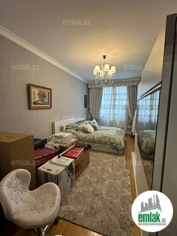 Satılır 3 otaqlı yeni tikili 160 m²