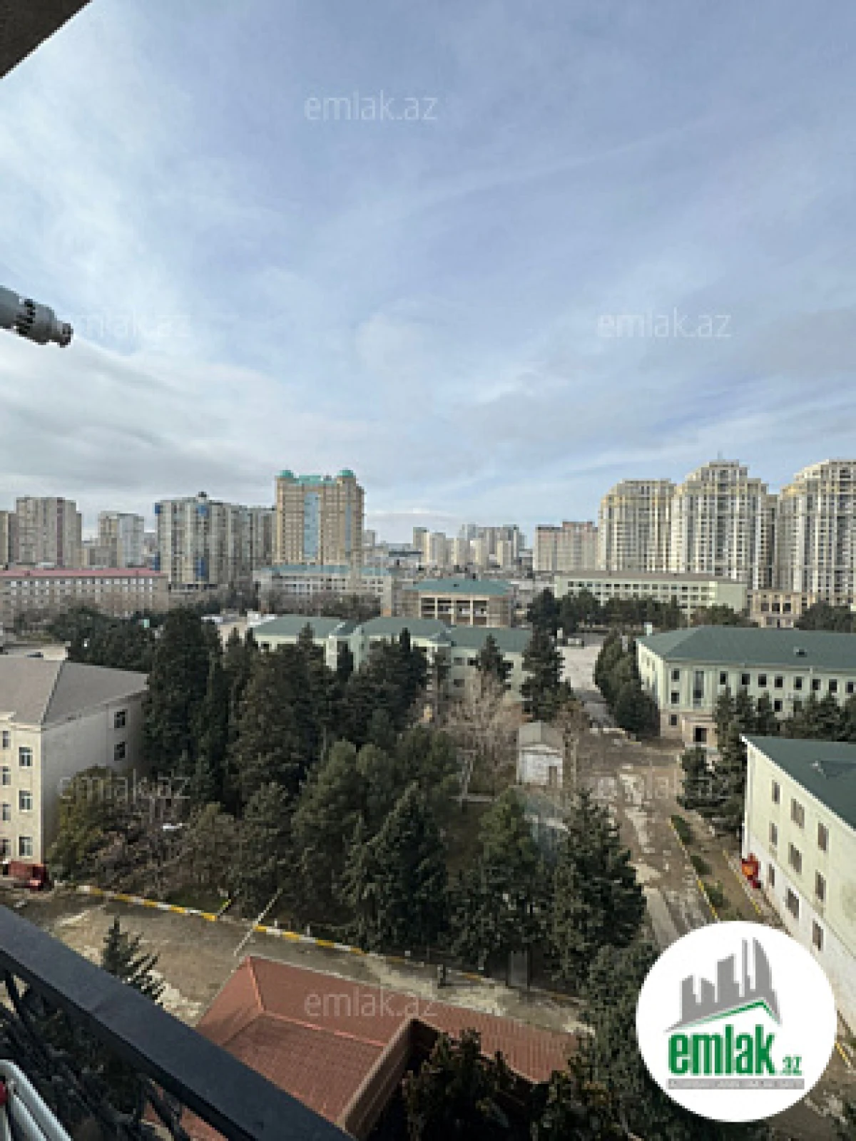 Satılır 3 otaqlı yeni tikili 160 m²