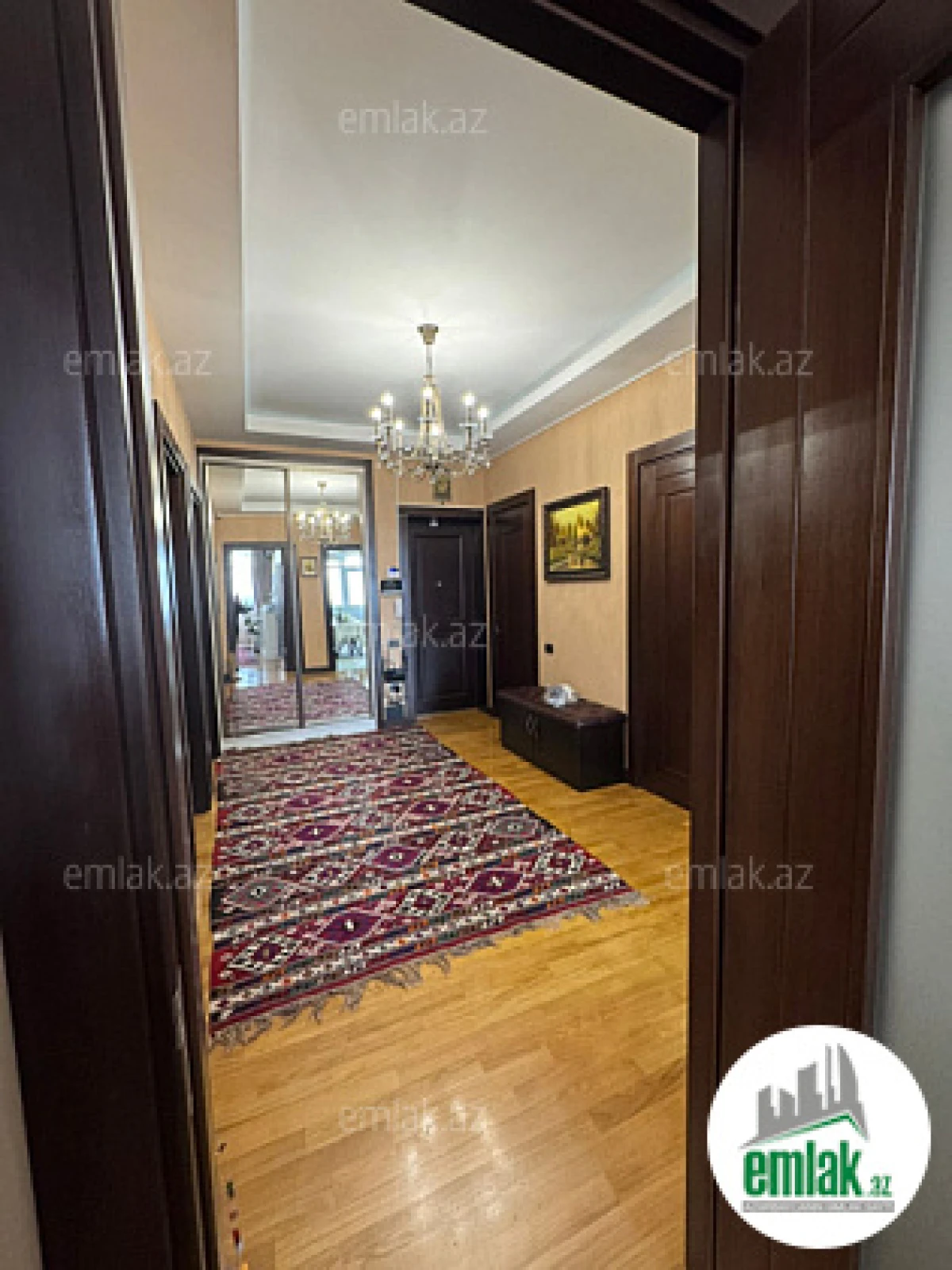 Satılır 3 otaqlı yeni tikili 160 m²