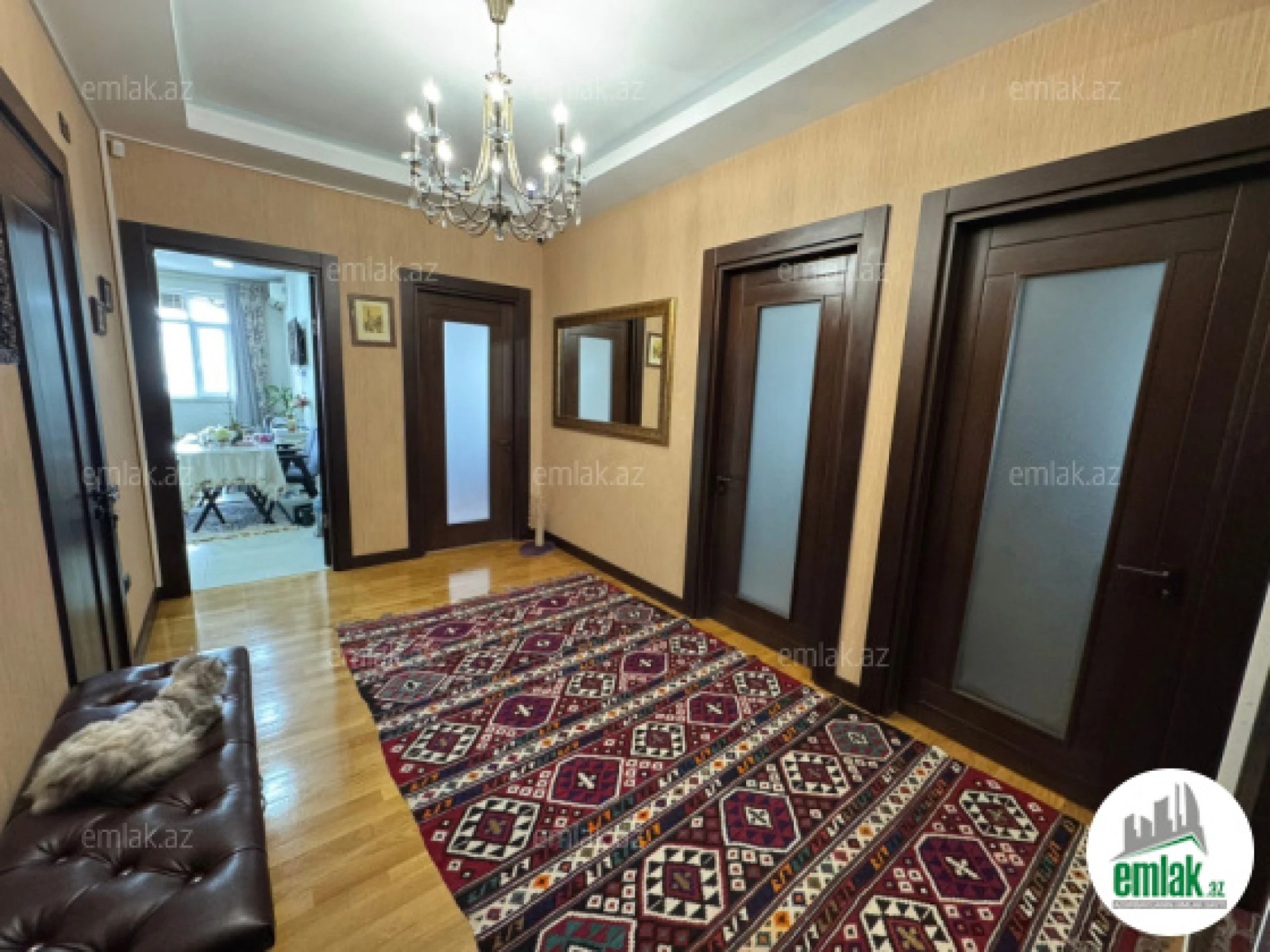 Satılır 3 otaqlı yeni tikili 160 m²