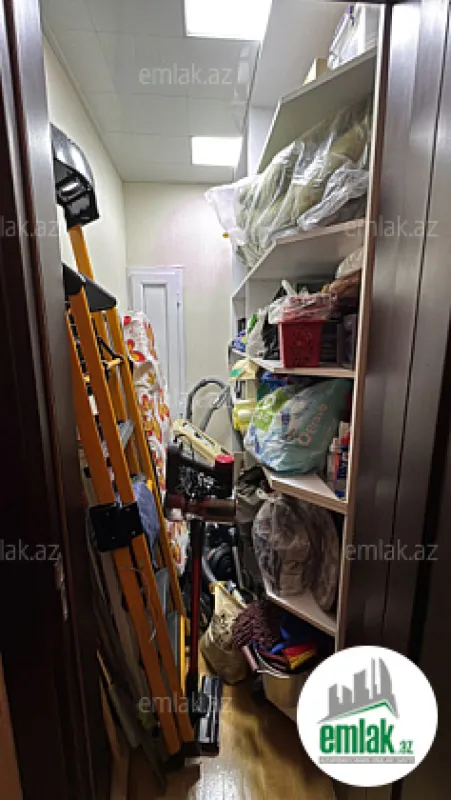 Satılır 3 otaqlı yeni tikili 160 m²