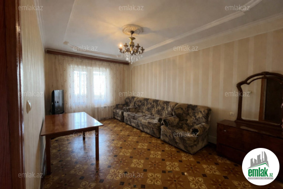 Satılır 4 otaqlı köhnə tikili 100 m² — Bakı 4 otaq 100.00 m²