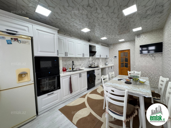 Satılır 5 otaqlı köhnə tikili 110 m² — Bakı 5 otaq 110.00 m²