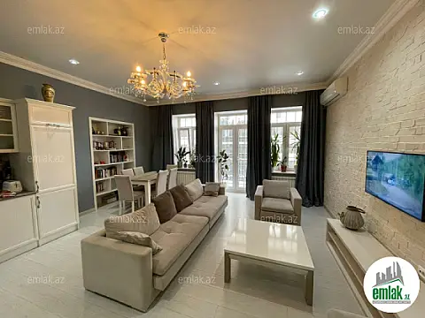 Satılır 2 otaqlı köhnə tikili 70.5 m²