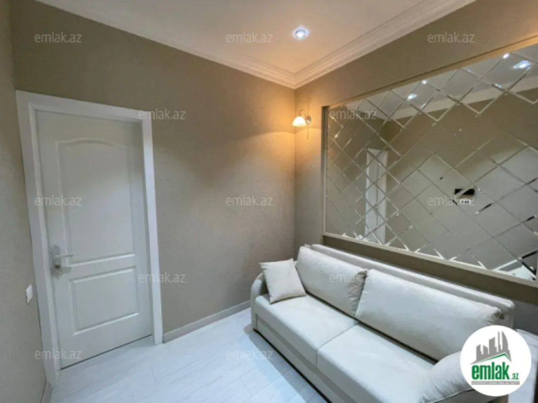 Satılır 2 otaqlı köhnə tikili 70.5 m²