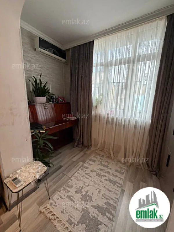 Satılır 3 otaqlı köhnə tikili 67 m²