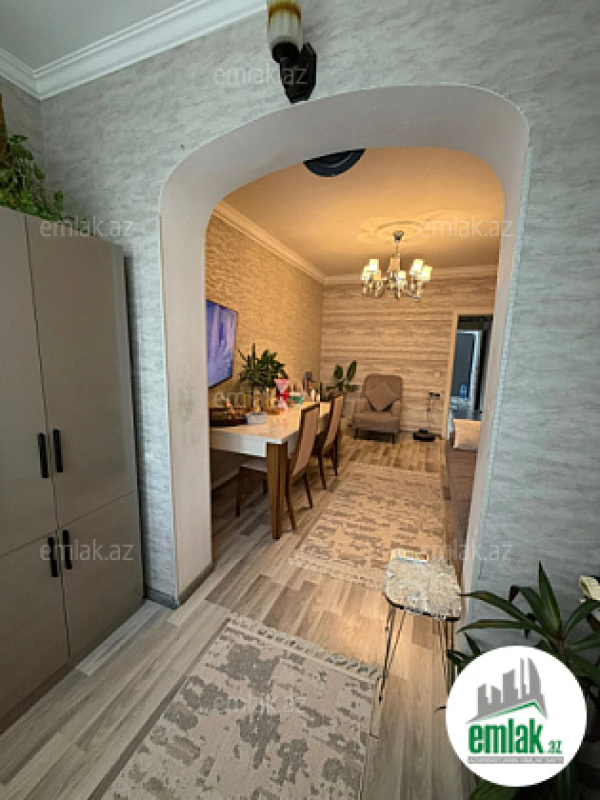 Satılır 3 otaqlı köhnə tikili 67 m²