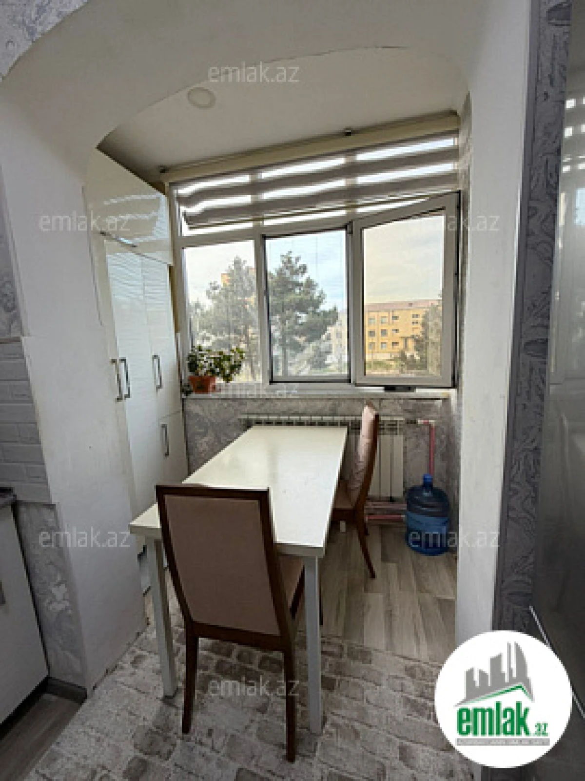 Satılır 3 otaqlı köhnə tikili 67 m²