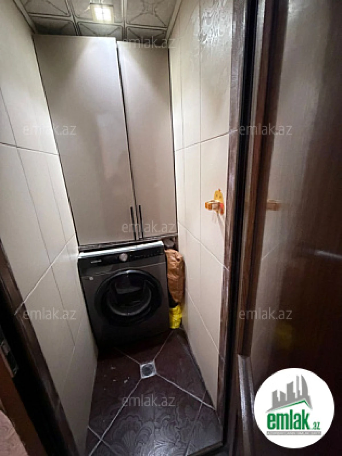 Satılır 3 otaqlı köhnə tikili 67 m²