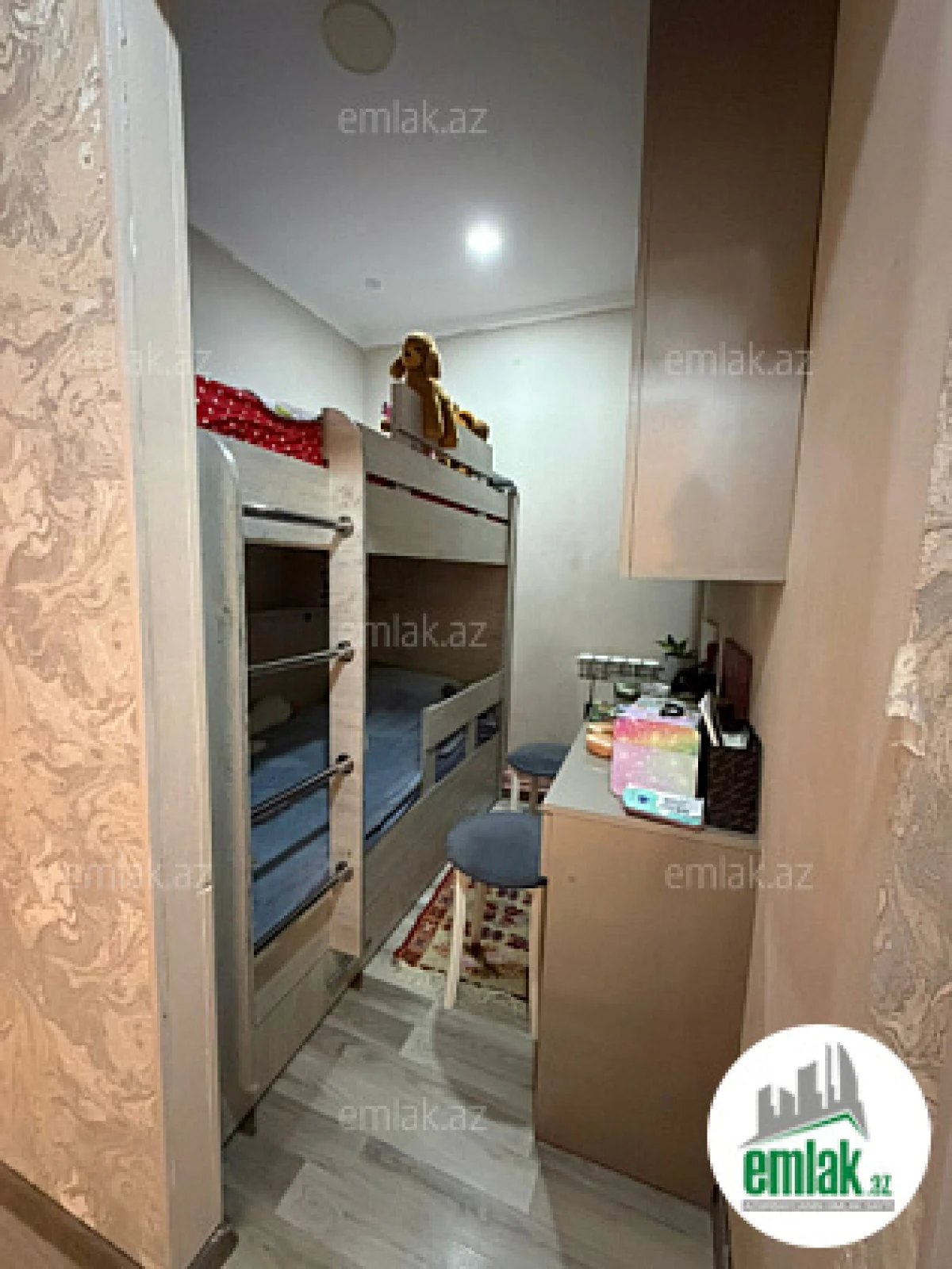 Satılır 3 otaqlı köhnə tikili 67 m²