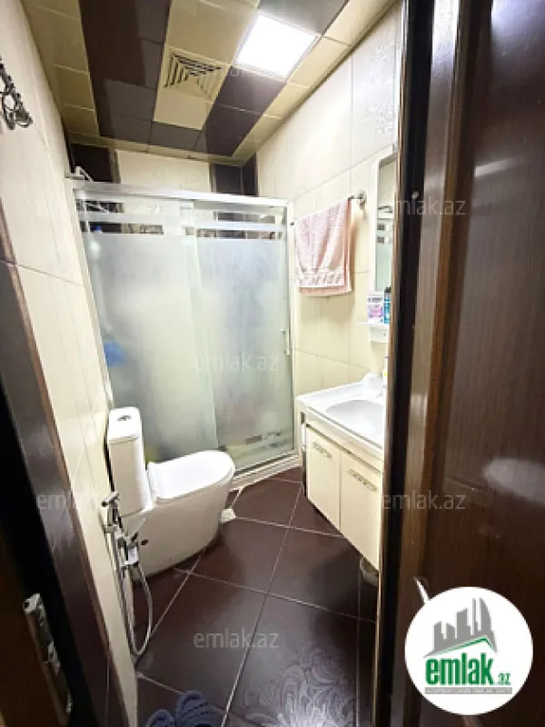 Satılır 3 otaqlı köhnə tikili 67 m²