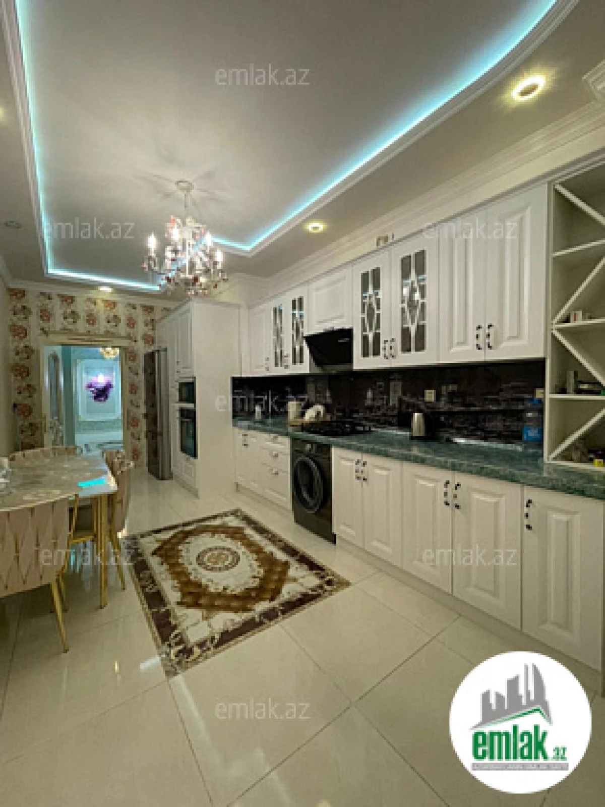 Satılır 3 otaqlı yeni tikili 165 m²