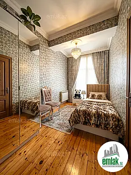 Satılır 2 otaqlı yeni tikili 80 m²