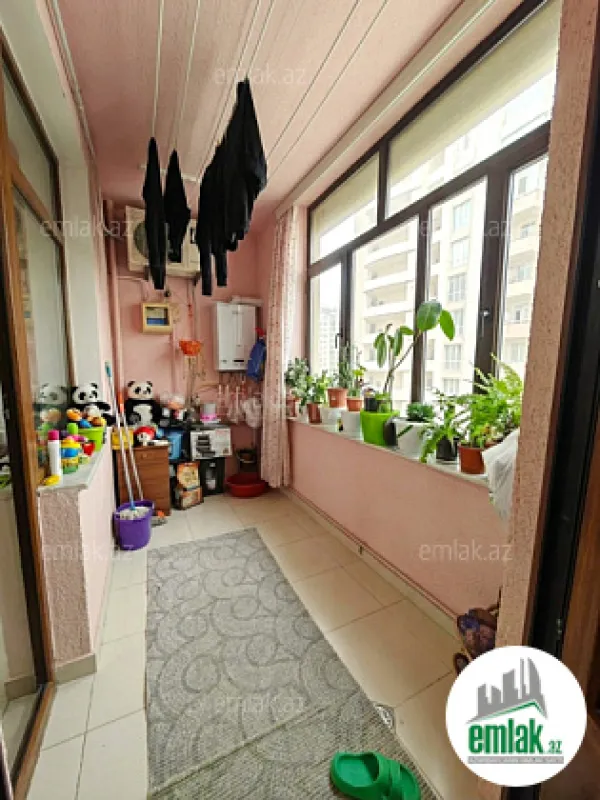 Satılır 2 otaqlı yeni tikili 80 m²