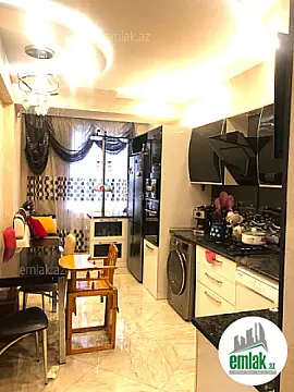 Satılır 4 otaqlı yeni tikili 160 m²