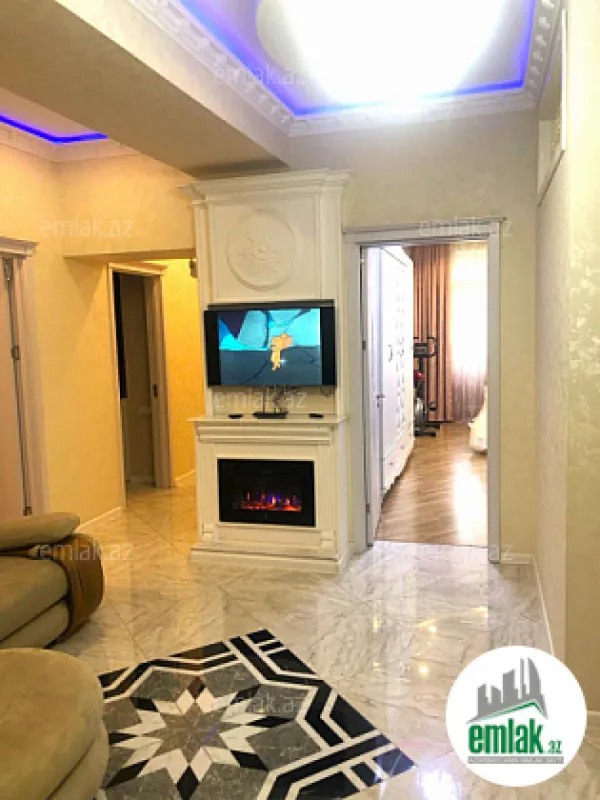 Satılır 4 otaqlı yeni tikili 160 m²