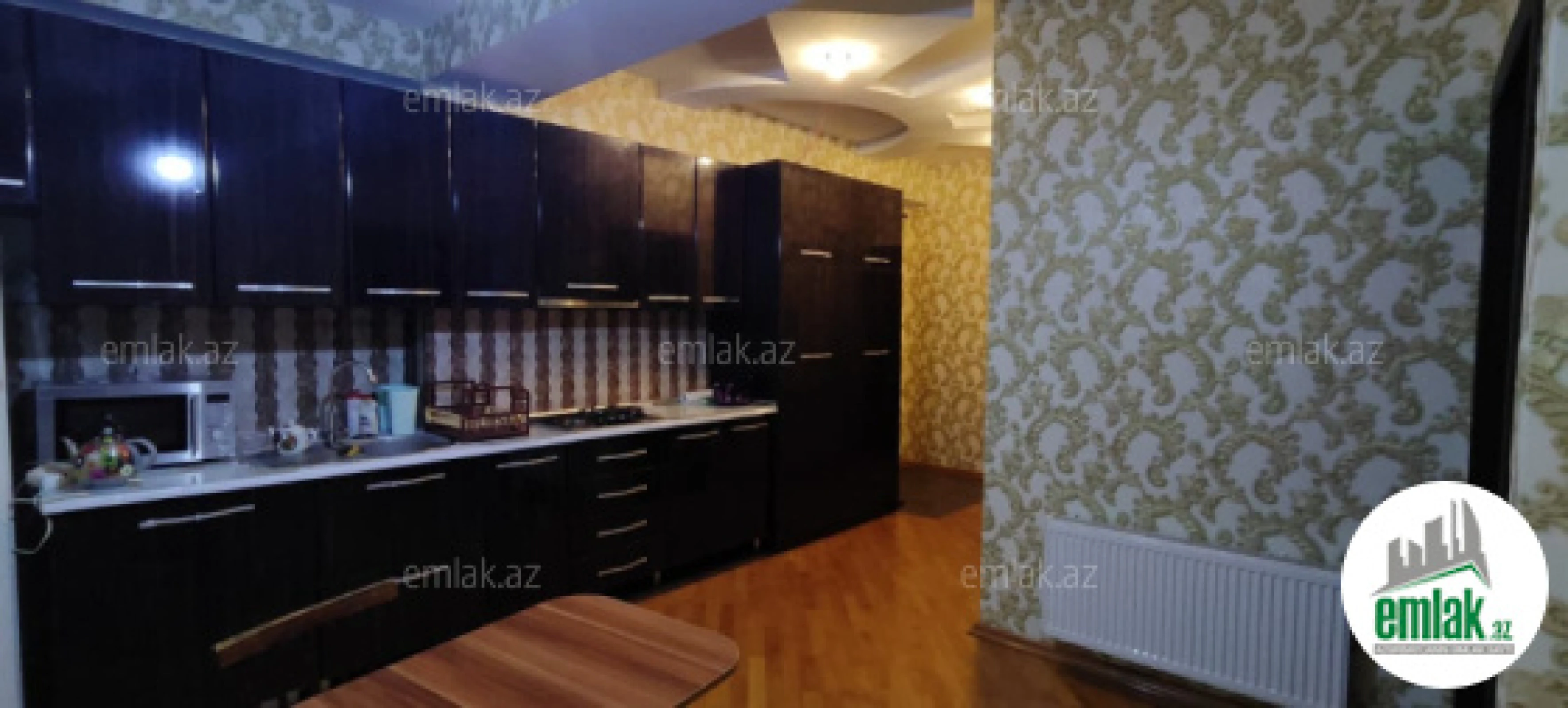 Satılır 3 otaqlı yeni tikili 115 m²