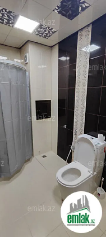 Satılır 3 otaqlı yeni tikili 115 m²