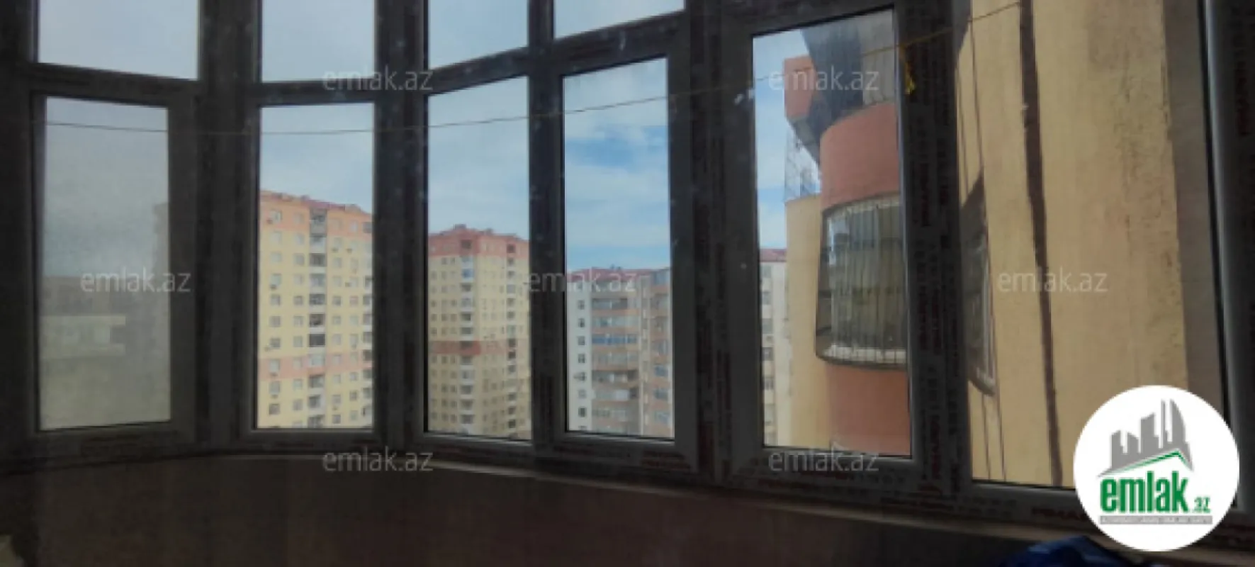 Satılır 3 otaqlı yeni tikili 115 m²