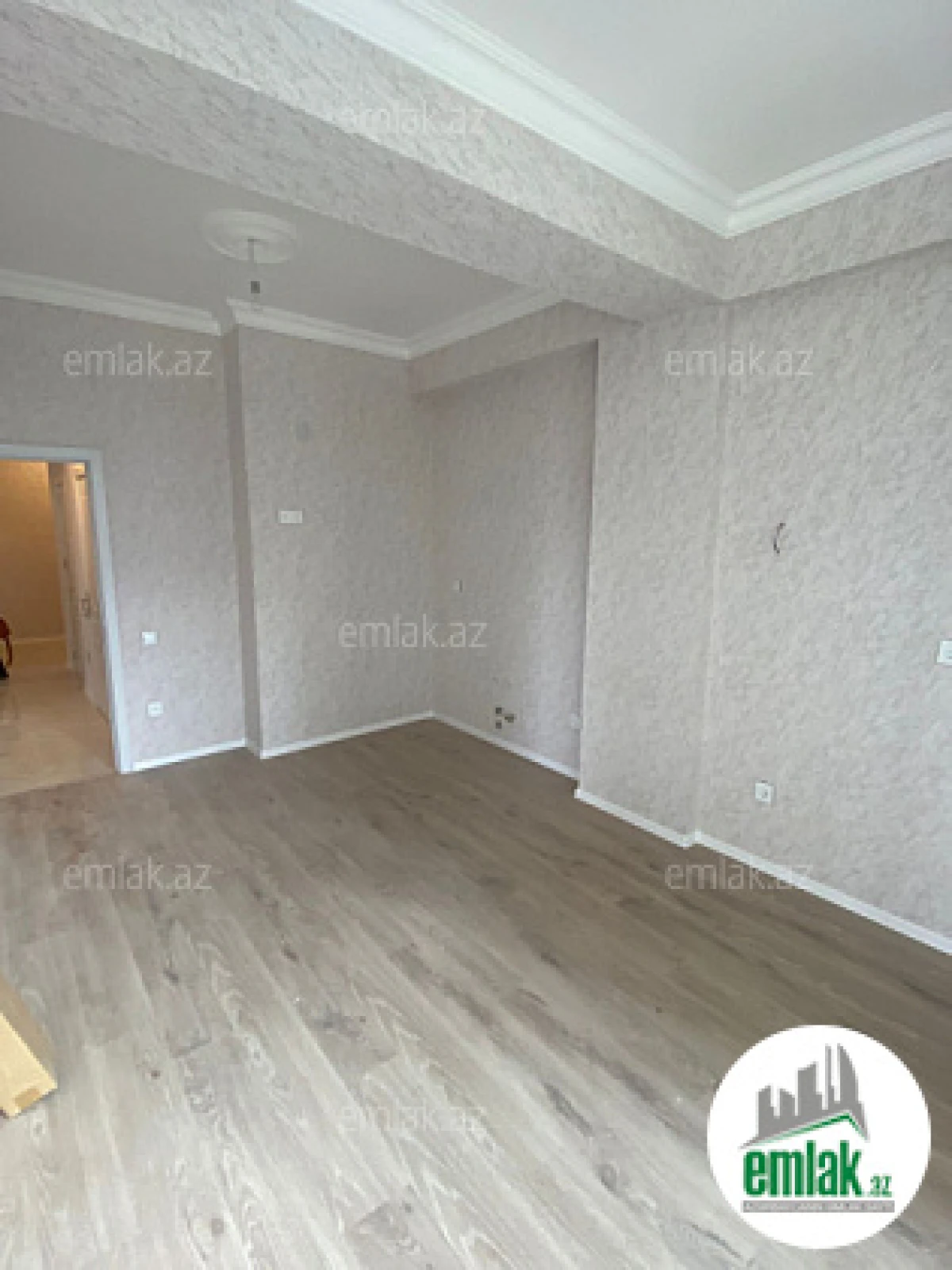 Satılır 2 otaqlı yeni tikili 99 m²