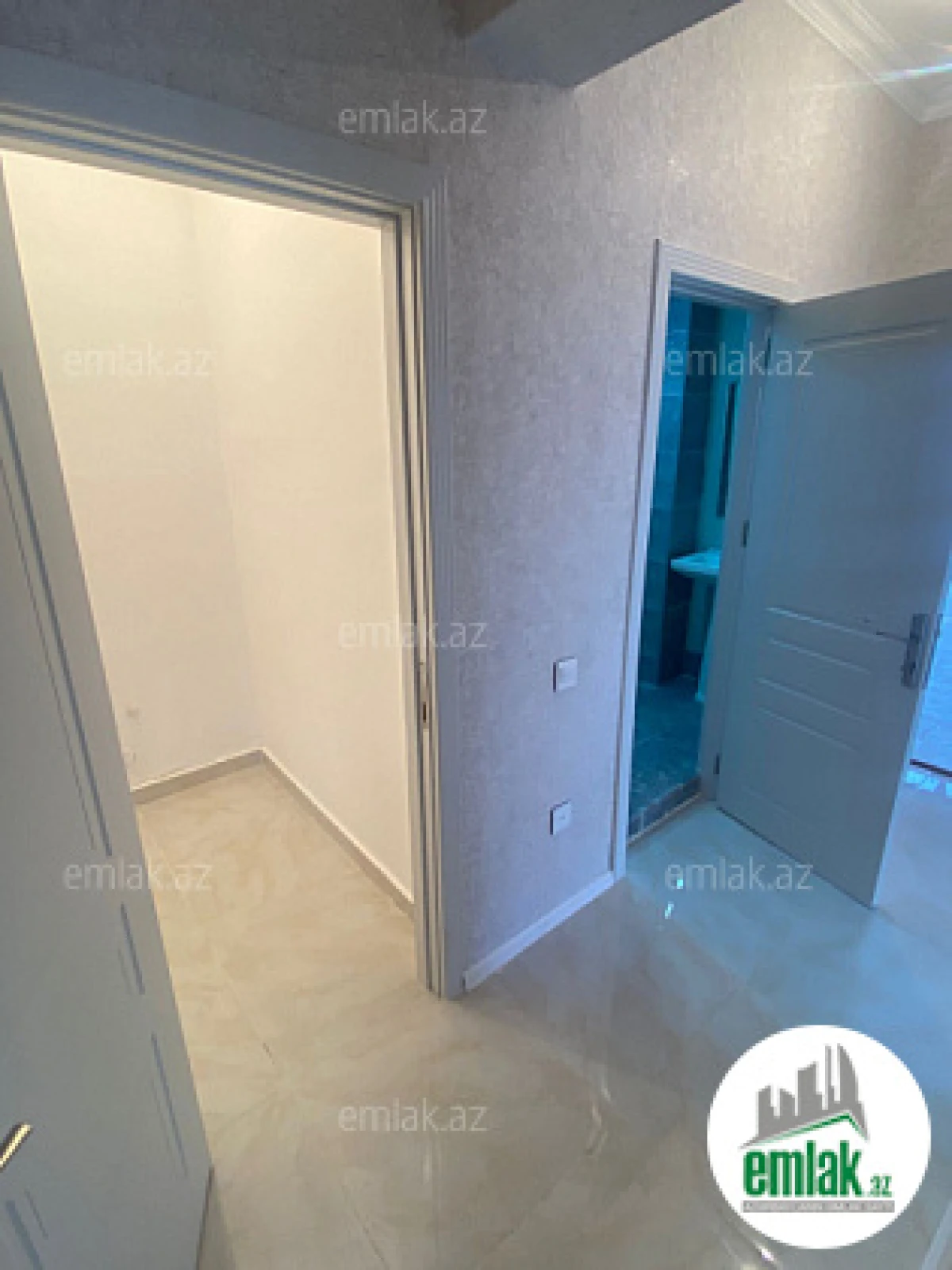 Satılır 2 otaqlı yeni tikili 99 m²