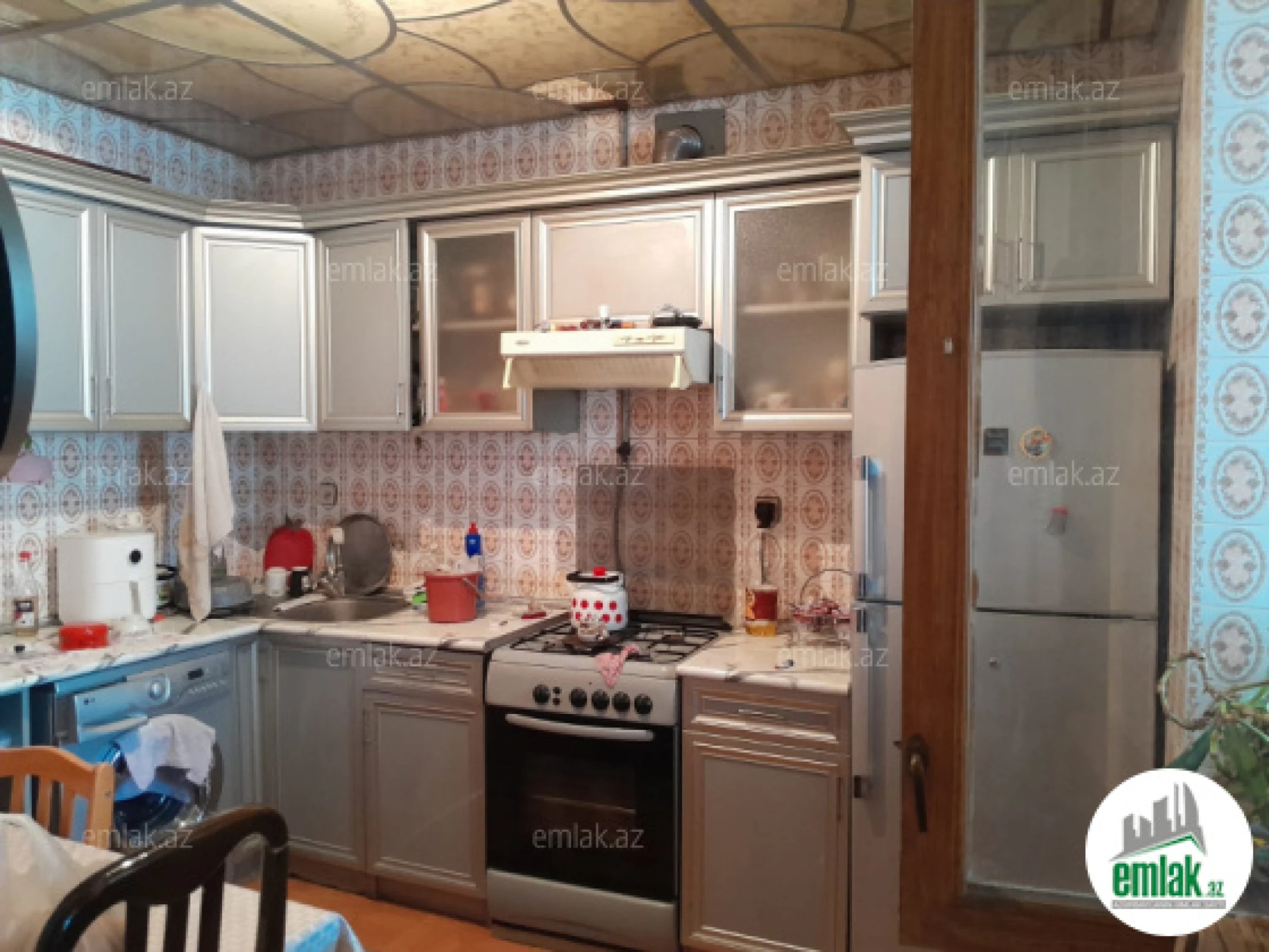 Satılır 5 otaqlı köhnə tikili 130 m²