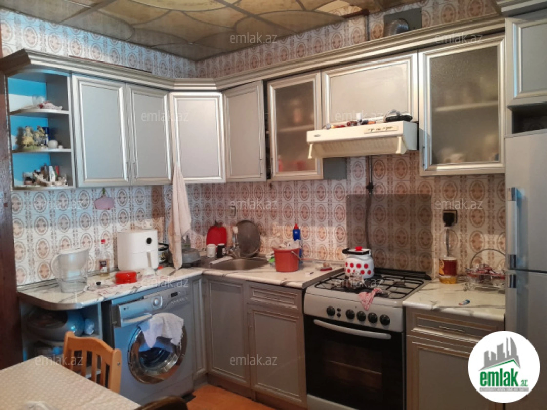 Satılır 5 otaqlı köhnə tikili 130 m²