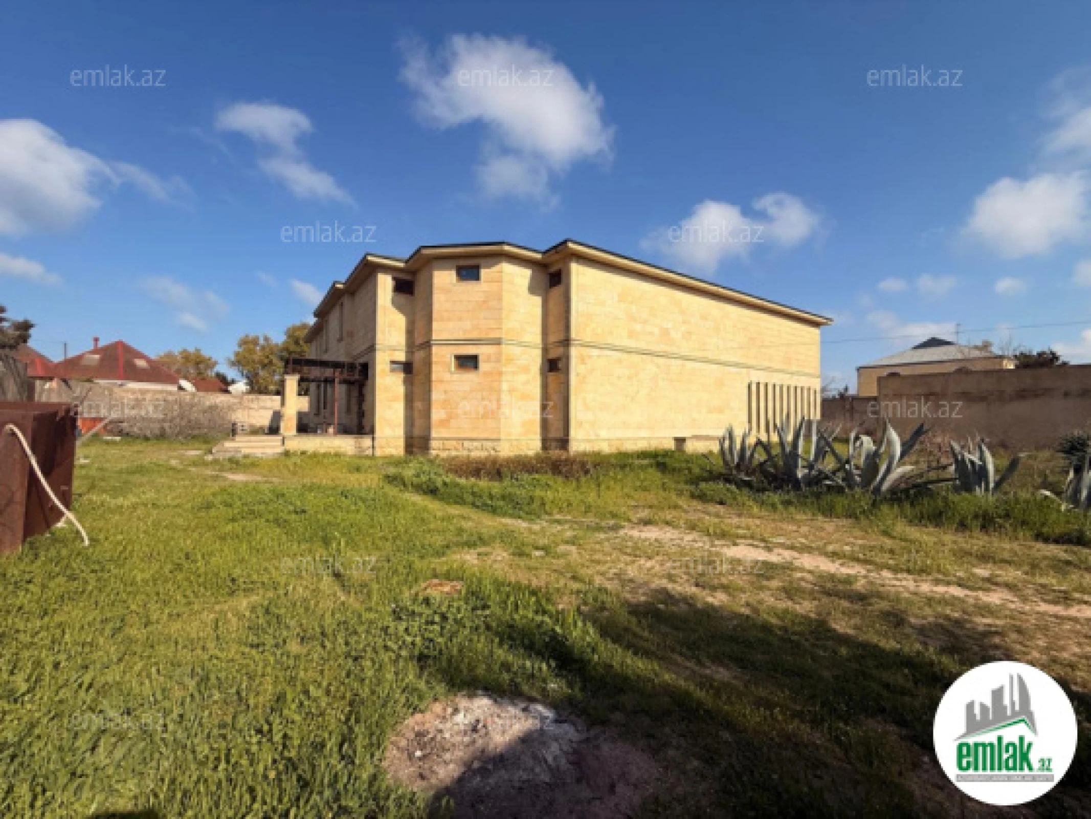 Satılır torpaq sahəsi 32 m²