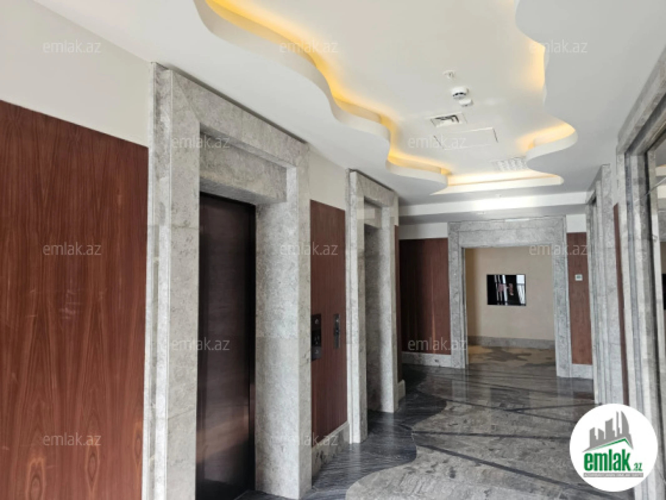 Satılır 1 otaqlı yeni tikili 79 m²