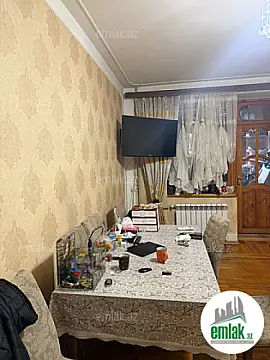 Satılır 2 otaqlı köhnə tikili 55 m²