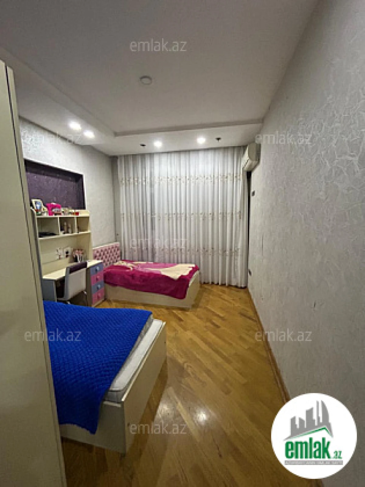 Satılır 3 otaqlı yeni tikili 128 m²