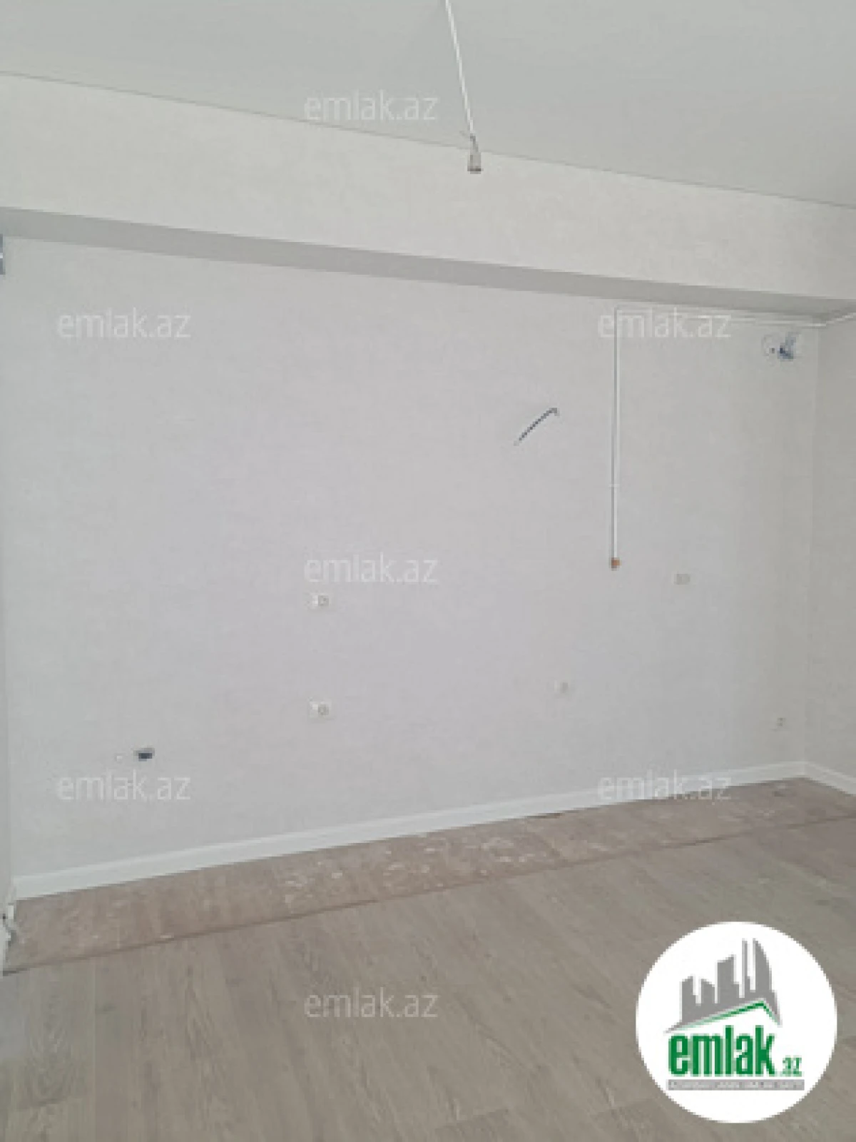Satılır 3 otaqlı yeni tikili 75 m²
