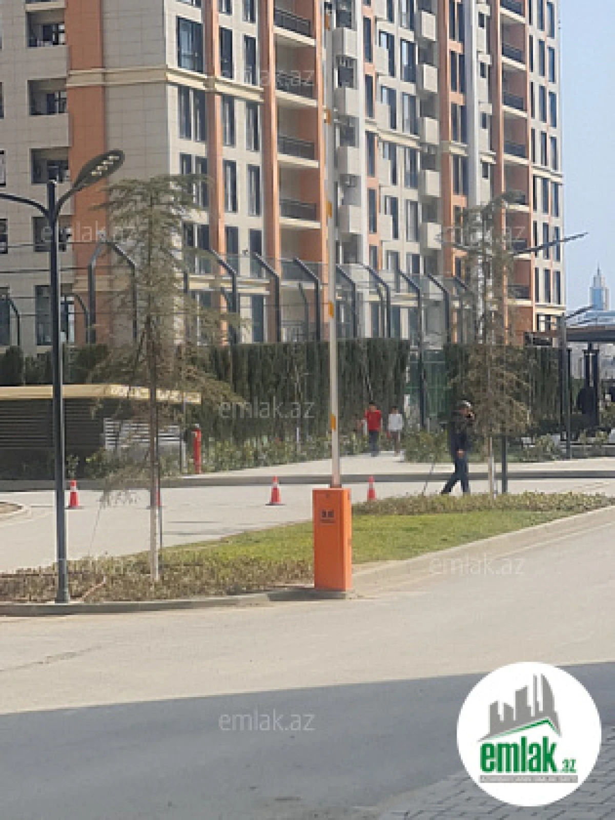 Satılır 3 otaqlı yeni tikili 75 m²