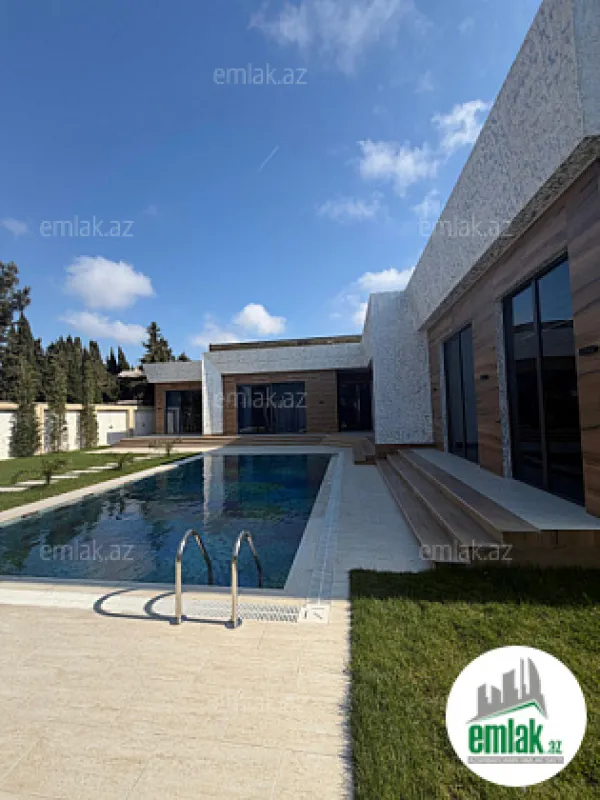 Satılır 5 otaqlı mənzil 250 m²