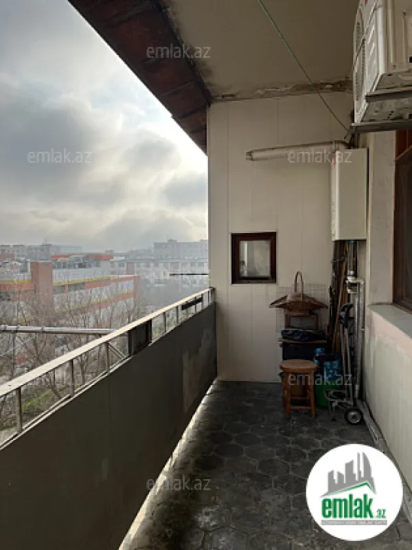 Satılır 2 otaqlı köhnə tikili 60 m²