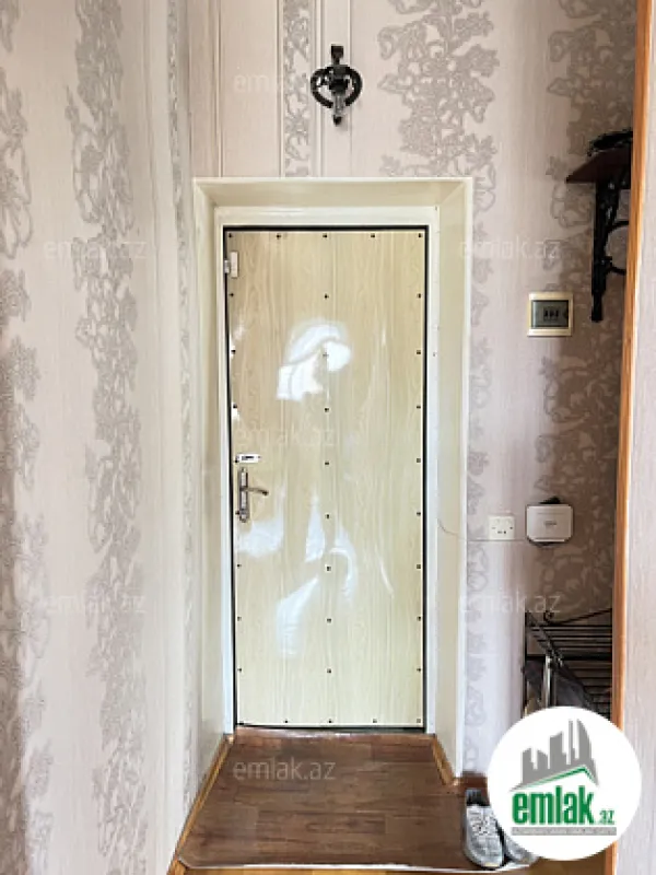 Satılır 2 otaqlı köhnə tikili 60 m²