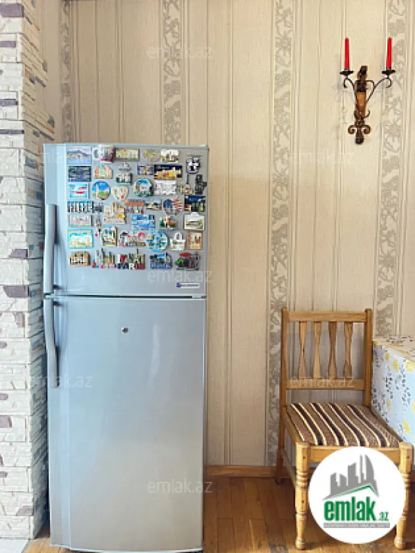 Satılır 2 otaqlı köhnə tikili 60 m²