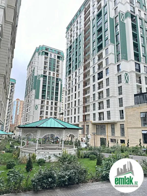 Satılır 4 otaqlı yeni tikili 220 m²