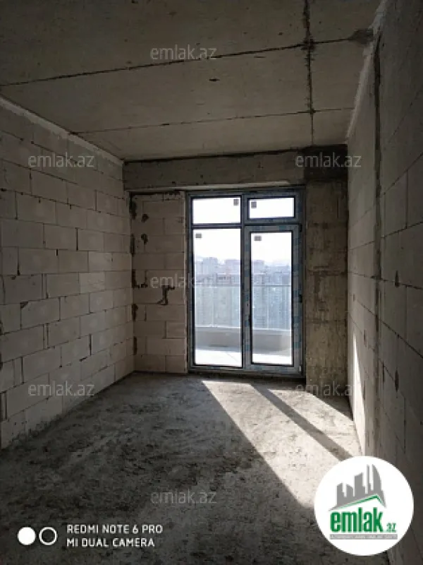 Satılır 4 otaqlı yeni tikili 220 m²