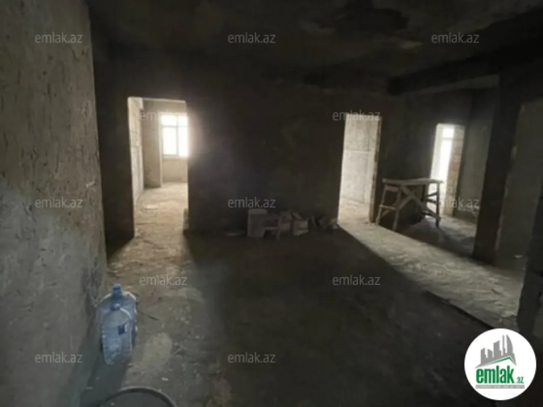 Satılır 4 otaqlı yeni tikili 220 m²