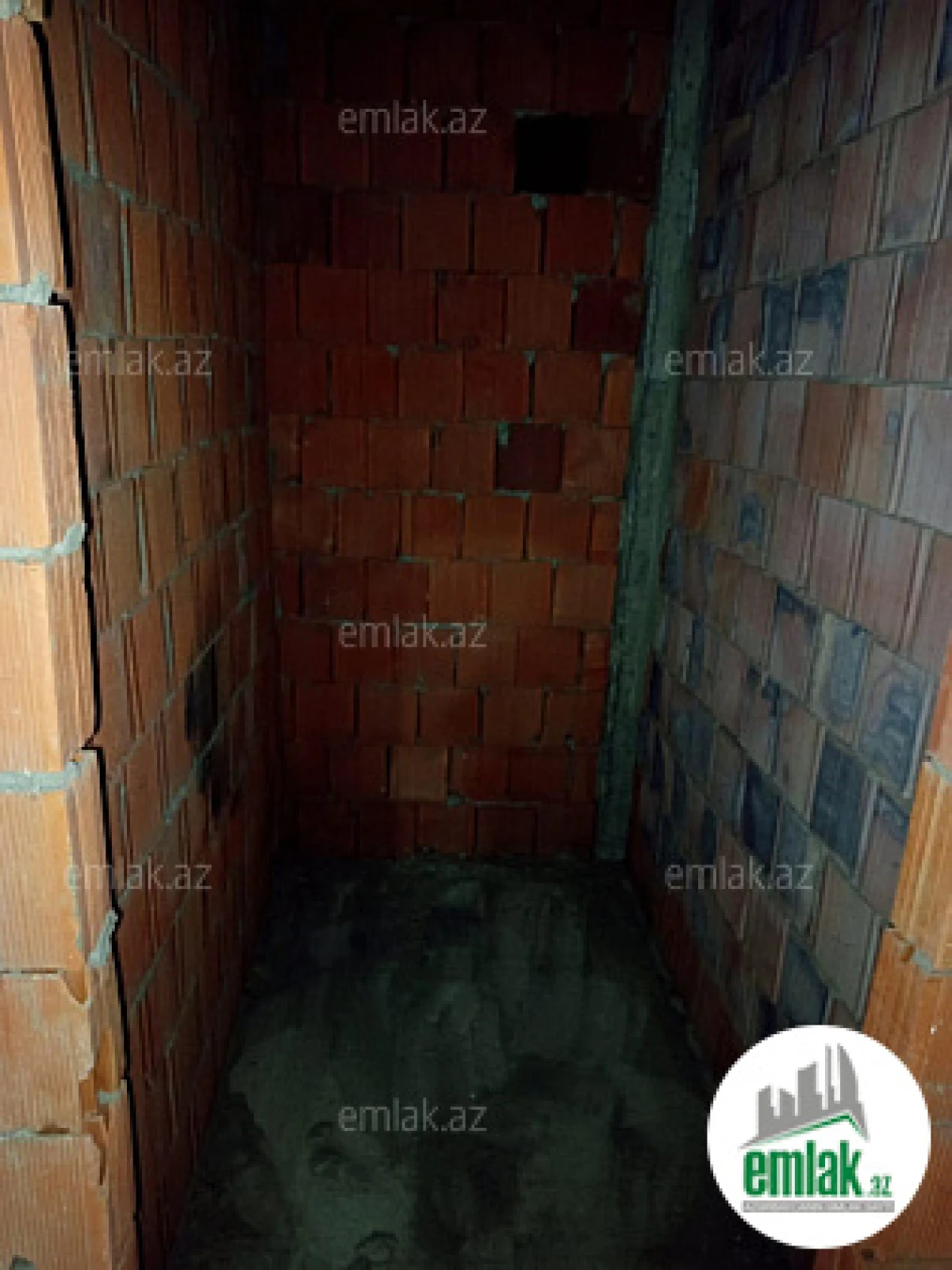 Satılır 2 otaqlı yeni tikili 75 m²