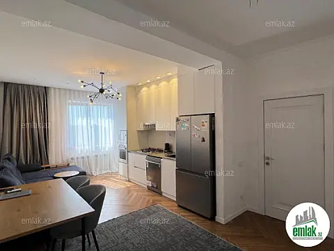Satılır 3 otaqlı yeni tikili 77 m²