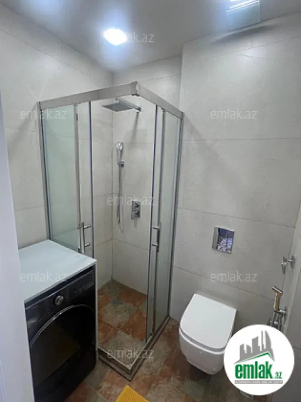 Satılır 3 otaqlı yeni tikili 77 m²