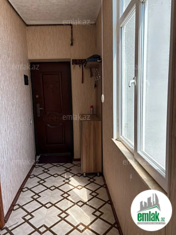 Satılır 2 otaqlı köhnə tikili 42 m²