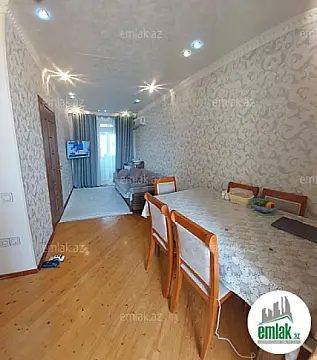 Satılır 2 otaqlı köhnə tikili 42 m²
