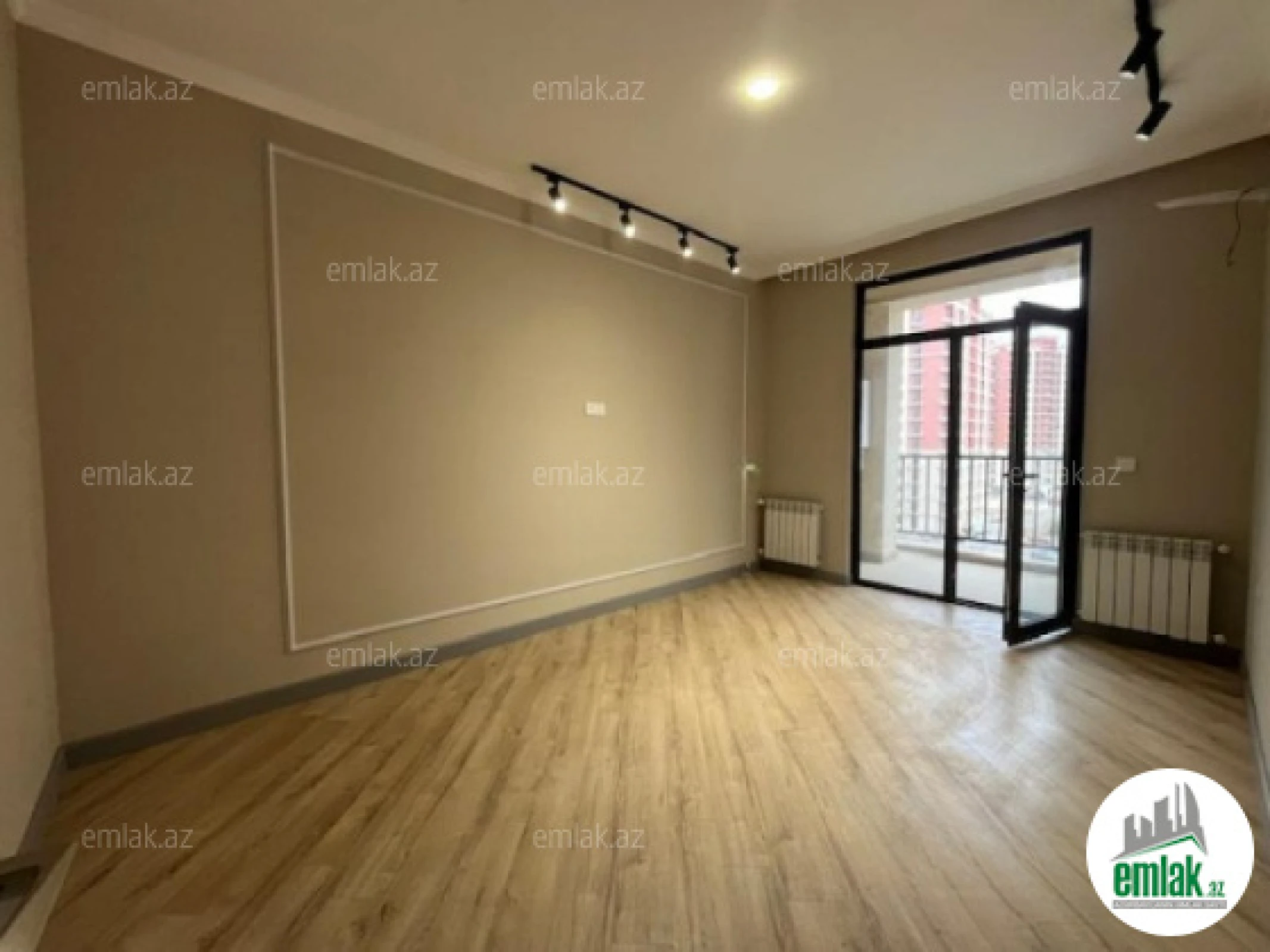 Satılır 2 otaqlı yeni tikili 82 m²