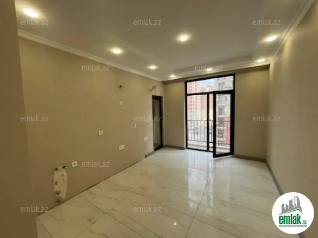 Satılır 2 otaqlı yeni tikili 82 m²